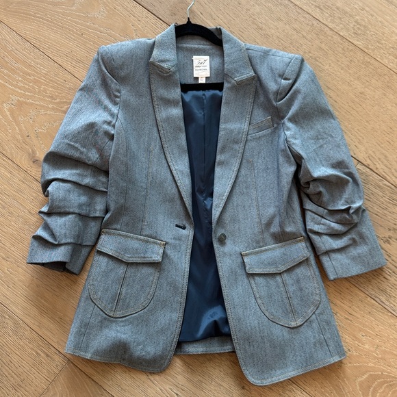 Cinq à Sept Louisa Denim Blazer - Picture 7 of 8